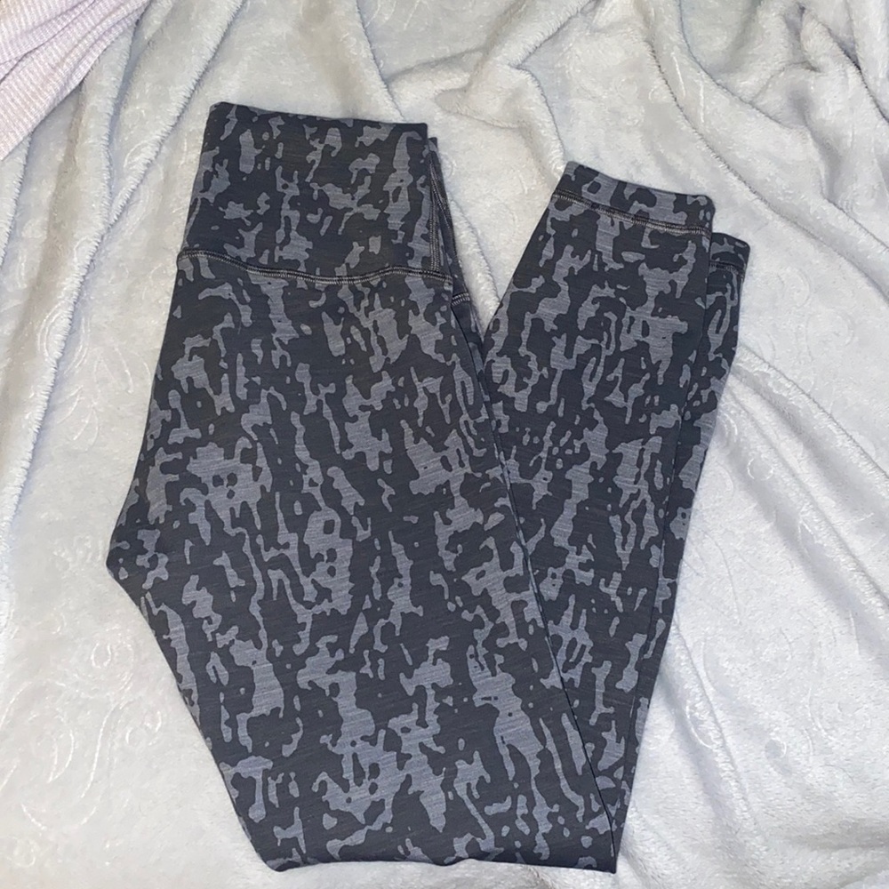 Lululemon Wunder Train High Rise 25” inseam